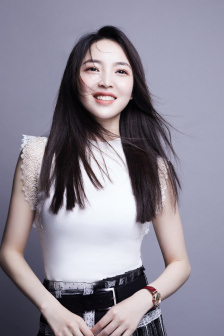 绫波芹