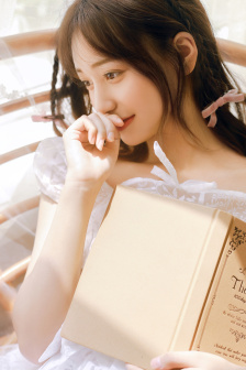 铃木梨央